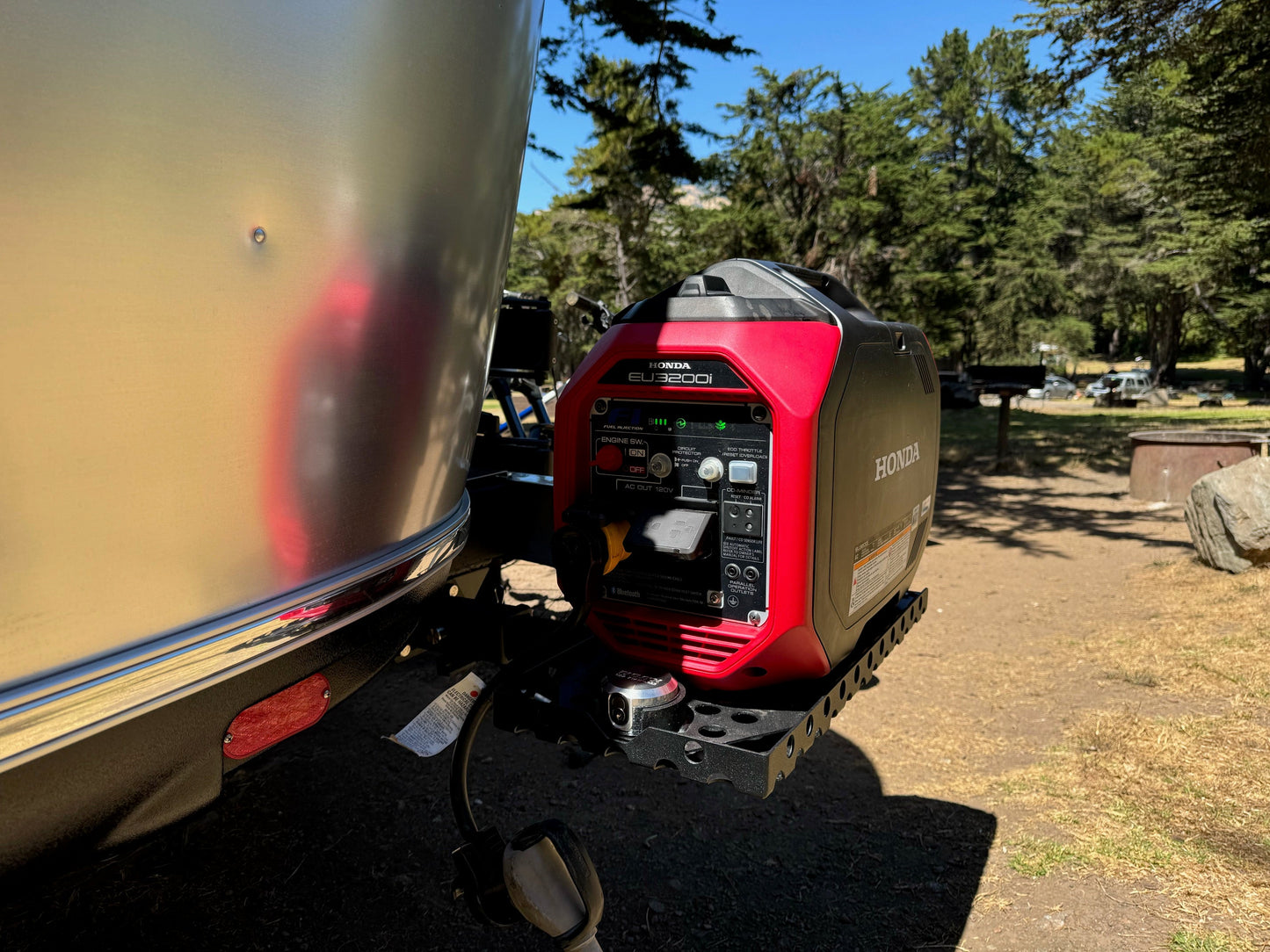 Generator Tray | Heavy Duty Basket Locking for RV, Camping and Trucks