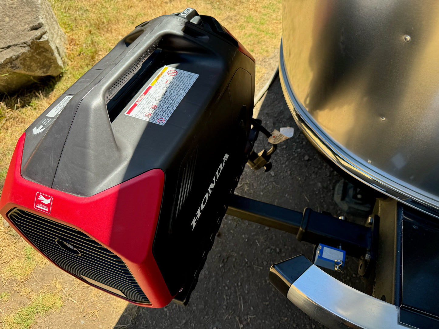 Generator Tray | Heavy Duty Basket Locking for RV, Camping and Trucks